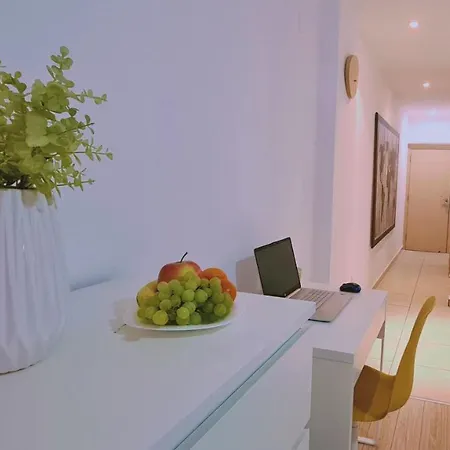 Eden Beach Studio דירה *