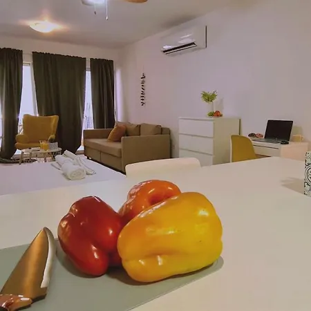 דירה Eden Beach Studio לימסול